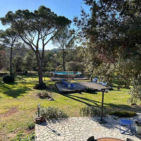 La Villa Le Cannet-des-Maures Luaran gambar