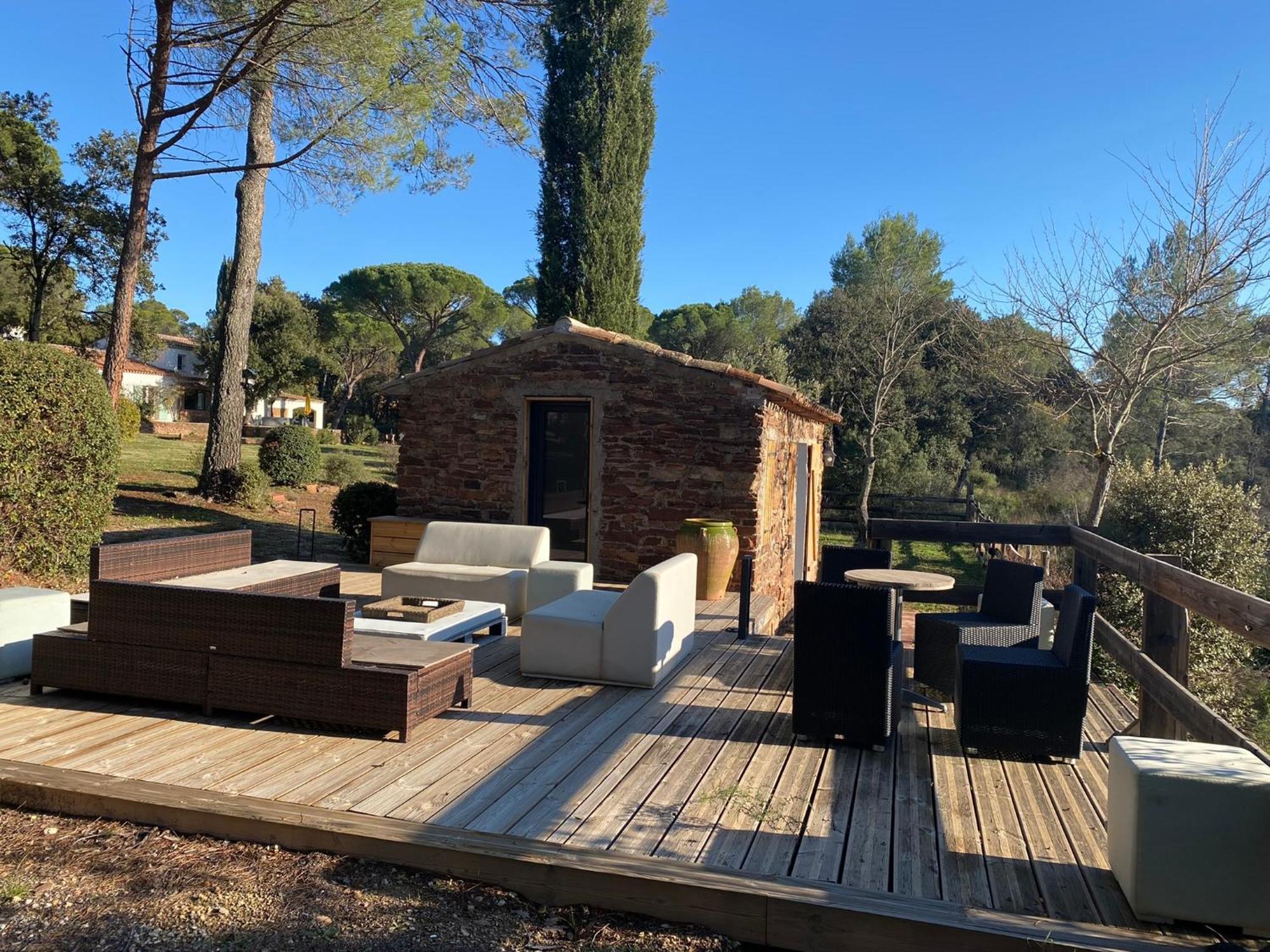 La Villa Le Cannet-des-Maures Luaran gambar