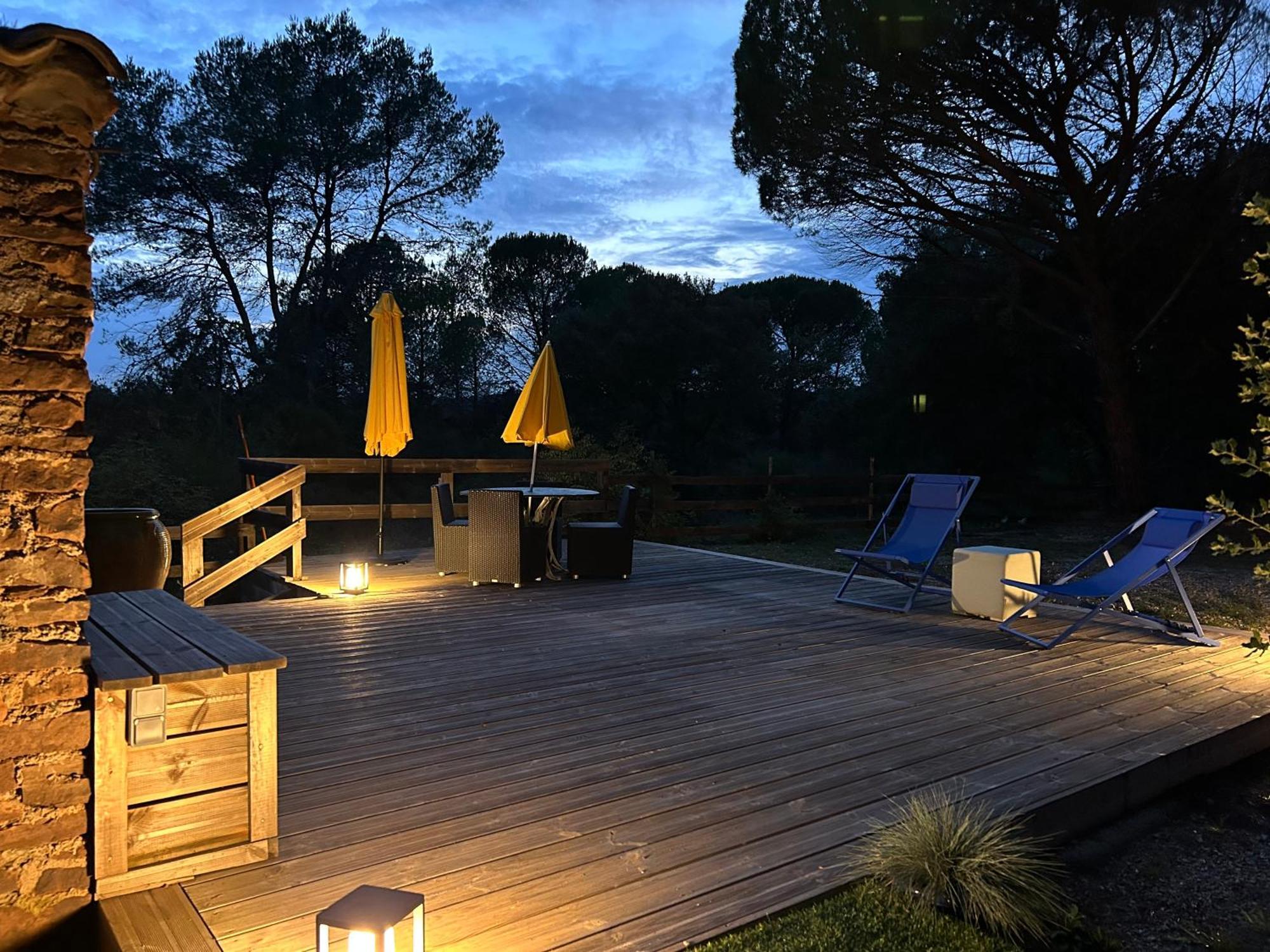 La Villa Le Cannet-des-Maures Luaran gambar